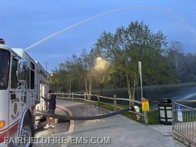 Ski Liberty pond drafting 950 GPM.